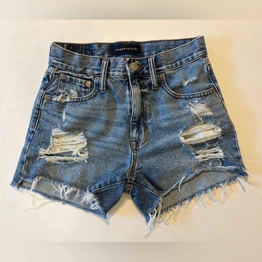 Aeropostale 90s high rise cut-off jean shorts size 2